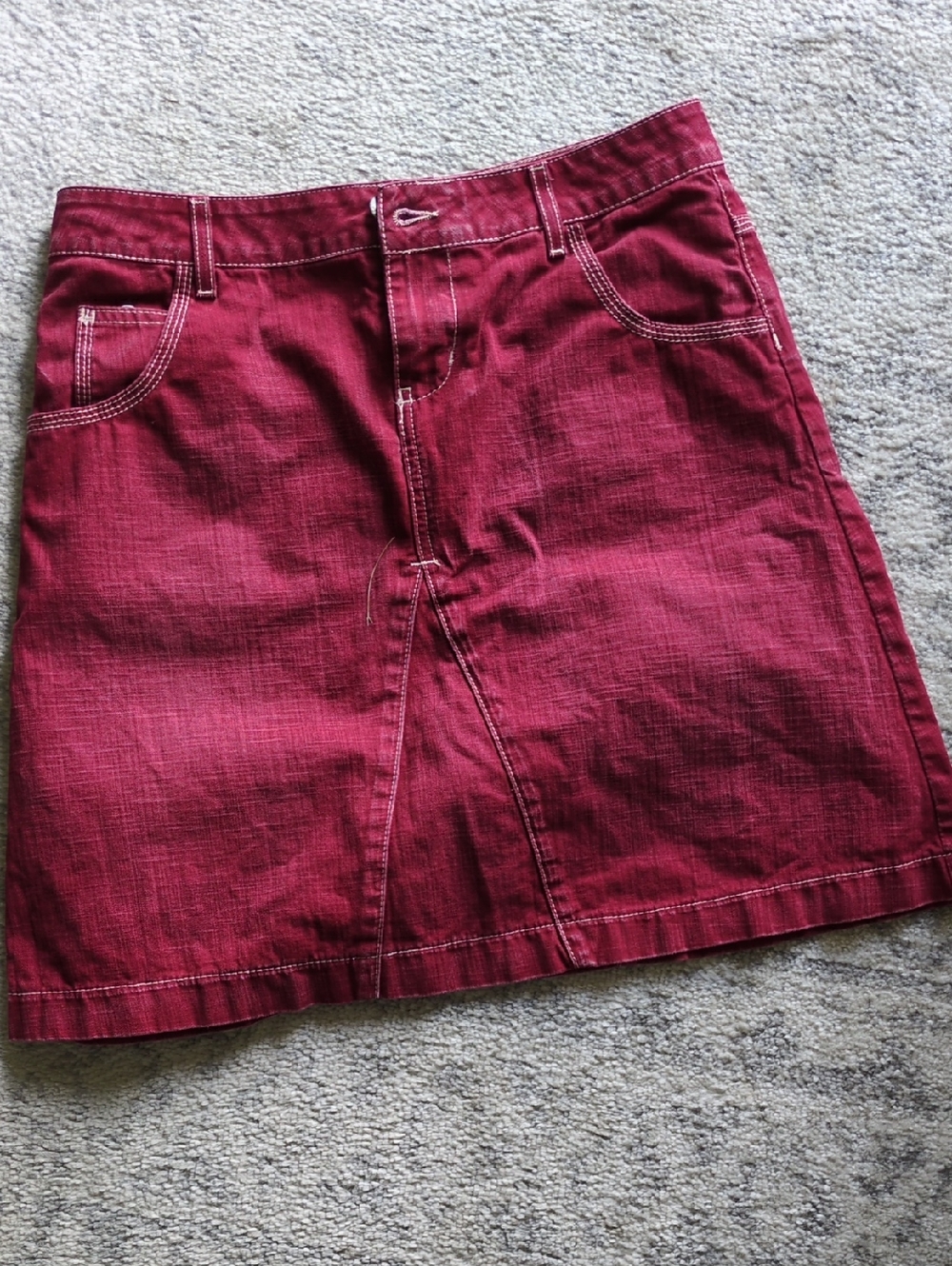 Boden Magenta Mini Skirt with Contrast Stitching
